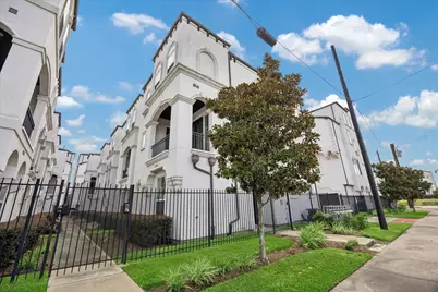 2710 Freund Street, Houston, TX 77003 - Photo 3