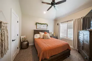 94 Oak Estates Dr, Conroe, TX 77384 - Photo 23