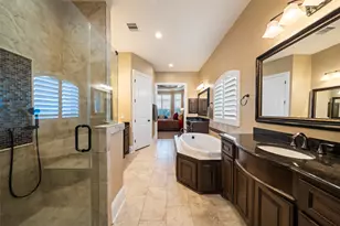 94 Oak Estates Dr, Conroe, TX 77384 - Photo 15