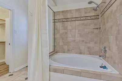 1815 28th Street, Galveston, TX 77550 - Photo 17