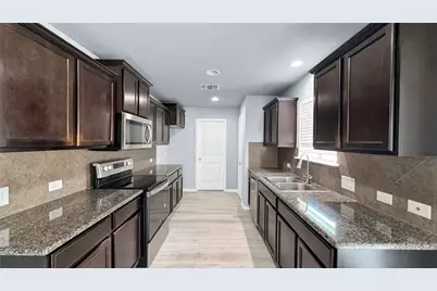 132 Leon River Loop, Hutto, TX 78634 - Photo 9