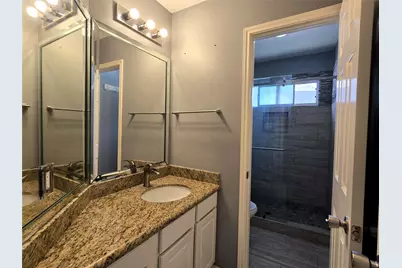 4911 Russett Lane, Sugar Land, TX 77479 - Photo 17