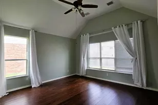 4911 Russett Ln, Sugar Land, TX 77479 - Photo 9