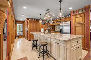 11 Holly Tree Ln, Spring, TX 77373 - Photo 9