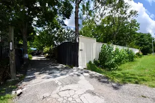 16005 Old Richmond Rd, Sugar Land, TX 77498 - Photo 7