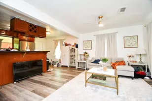 16005 Old Richmond Rd, Sugar Land, TX 77498 - Photo 31