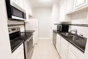 7900 N Stadium Dr, Houston, TX 77030 - Photo 11