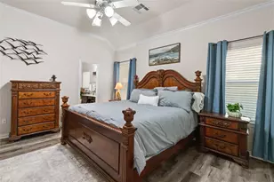 810 Sand Crab Ln, La Marque, TX 77568 - Photo 13