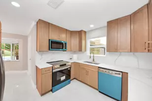 15538 Torry Pines Rd, Houston, TX 77062 - Photo 13