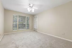 13711 Crickett Hollow Dr, Houston, TX 77069 - Photo 29