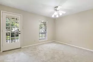 13711 Crickett Hollow Dr, Houston, TX 77069 - Photo 27