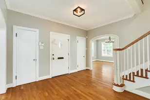36 Cedar Lawn Cir, Galveston, TX 77551 - Photo 9