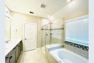 2164 Woodland Pine Drive, Conroe, TX 77384 - Photo 23