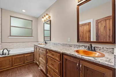 103 Begonia, Lake Jackson, TX 77566 - Photo 25