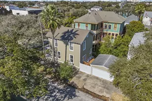 1724 33rd St, Galveston, TX 77550 - Photo 29