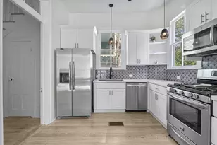 1724 33rd St, Galveston, TX 77550 - Photo 15