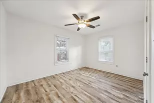 4102 Ave M 1/2, Galveston, TX 77550 - Photo 19