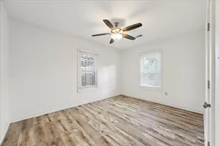 4102 Ave M 1/2, Galveston, TX 77550 - Photo 19