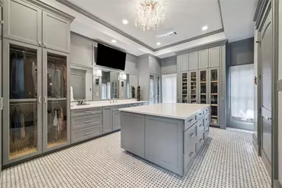 7818 Bellewood Drive, Houston, TX 77055 - Photo 9