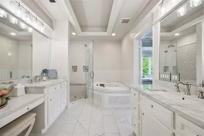 7818 Bellewood Drive, Houston, TX 77055 - Photo 21