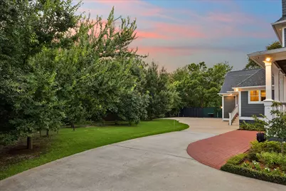 7818 Bellewood Drive, Houston, TX 77055 - Photo 35