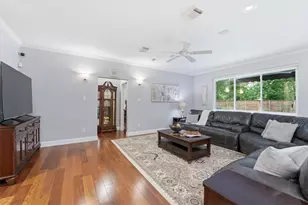 8103 Hurst Forest Dr, Humble, TX 77346 - Photo 15