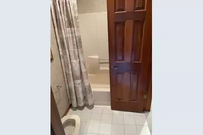 18 Windsor Drive, Conroe, TX 77304 - Photo 17