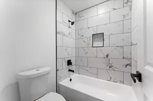 8205 Carver Rd Rd, Houston, TX 77088 - Photo 21