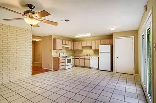 6907 Tara Dr, Richmond, TX 77469 - Photo 5