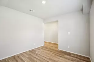 7722 Beaufort Ln, Baytown, TX 77523 - Photo 17