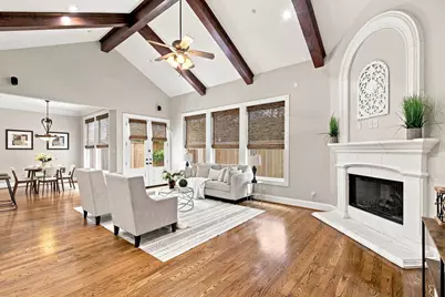 19 N Creekside Court, Houston, TX 77055 - Photo 7