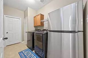 17136 Mustang Ln, New Caney, TX 77357 - Photo 9
