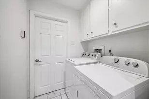 9319 Meadowcroft Dr, Houston, TX 77063 - Photo 15