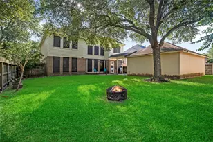 122 Crystal Reef Dr, League City, TX 77573 - Photo 3