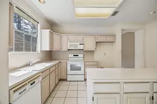 3331 Kings Mountain Dr, Houston, TX 77345 - Photo 13