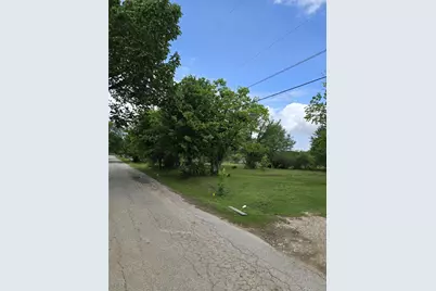 1340 Sauls Street, Navasota, TX 77868 - Photo 9
