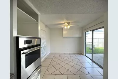 15714 Echo Hill Drive, Houston, TX 77059 - Photo 19