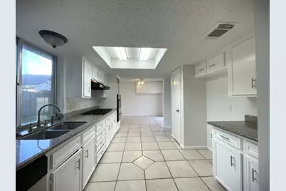 15714 Echo Hill Drive, Houston, TX 77059 - Photo 17
