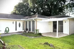 15714 Echo Hill Dr, Houston, TX 77059 - Photo 7