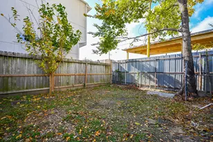 1507 Laird St, Houston, TX 77008 - Photo 21
