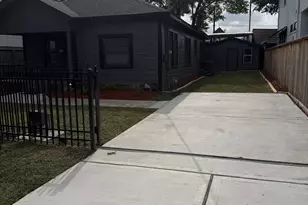 1507 Laird St, Houston, TX 77008 - Photo 23