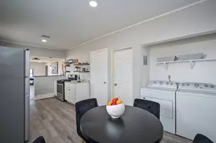 1507 Laird St, Houston, TX 77008 - Photo 11