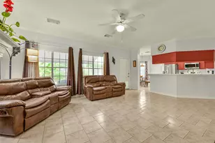 14002 Crown Glen Ct, Houston, TX 77062 - Photo 9