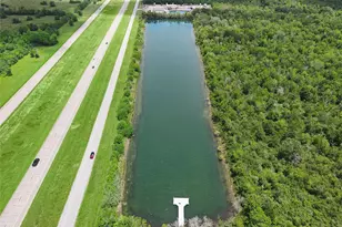 23725 N Highway 288, Angleton, TX 77515 - Photo 7