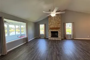 140 Meadowview Dr, Trinity, TX 75862 - Photo 19