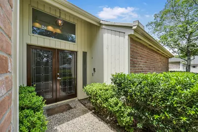 12219 Burgoyne Drive, Houston, TX 77077 - Photo 3