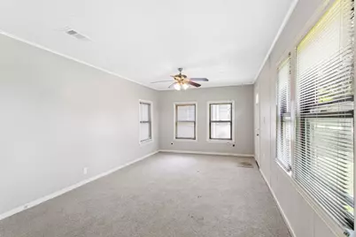 1202 13th Street N, Texas City, TX 77590 - Photo 5