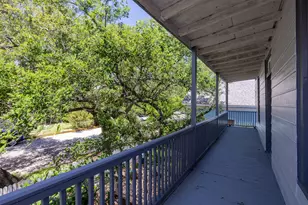 2023 Ave O 1/2, Galveston, TX 77550 - Photo 37