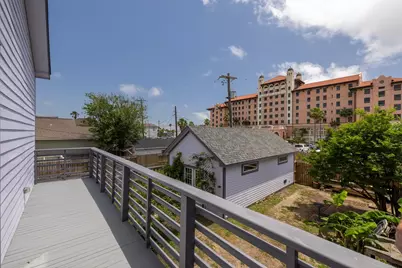 2023 Avenue O 1/2, Galveston, TX 77550 - Photo 27