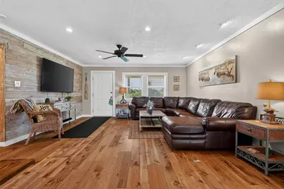 1583 County Road 291, Bay City, TX 77414 - Photo 9